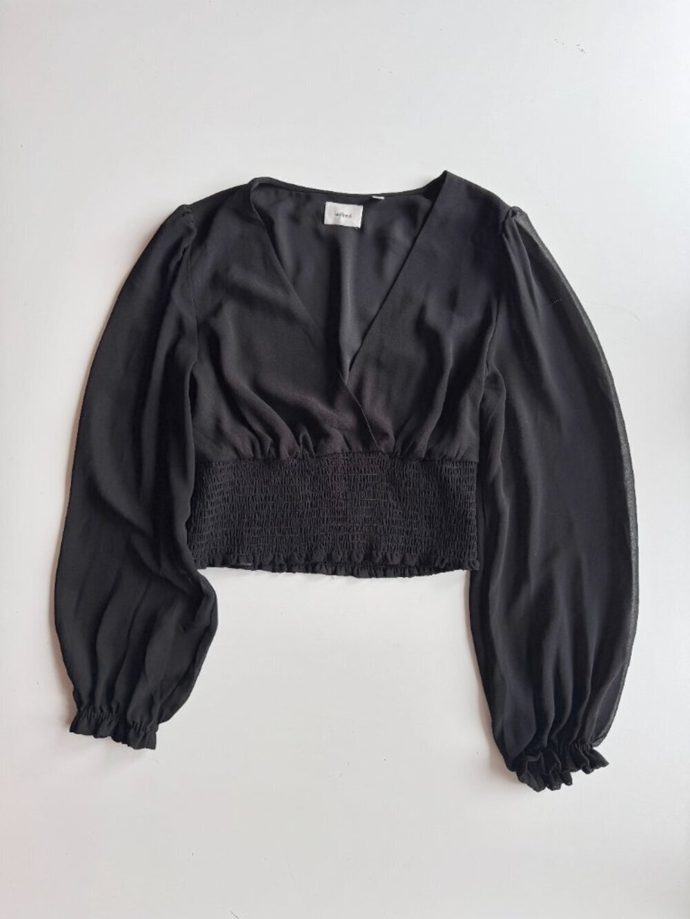 Aritzia WILFRED Wistful Black Chiffon Smocked Puff Sleeve V-Neck Blouse, Size S - Picture 5 of 14